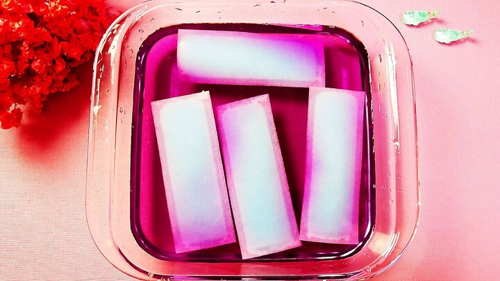 [Handcraft] Making slime with cooling relief gel sheets