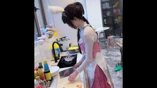 小女孩给小舞的惊喜！  #斗罗大陆 #唐舞桐与唐老六 #小舞 #唐舞桐