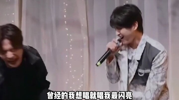 Back in 2007, the contestants of Super Boy were still imitating Jiejie’s singing style. Jiejie said: