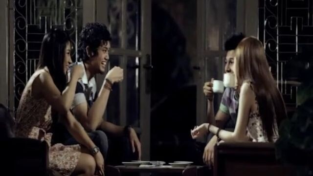 Identitas Ganda Istri Kontrak: Balas Dendamku Akan Menghancurkan Presdir Arogan!