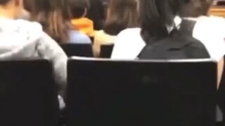 Khi bạn đang ngại nhưng có đồng đội suppot nhiệt tình :)))