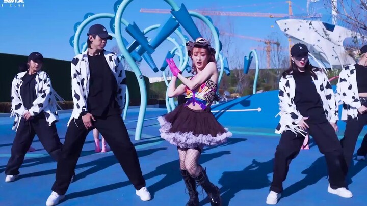 零下舞度全明星出战泫雅出道曲PING PONG，神还原啦！