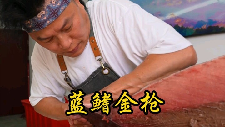 Hôm nay ăn một con cá ngừ nặng hơn 400 cân!