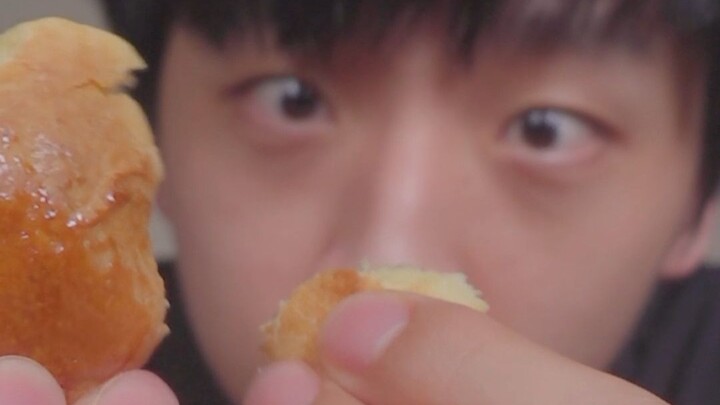 "Roti Kecil Madu"