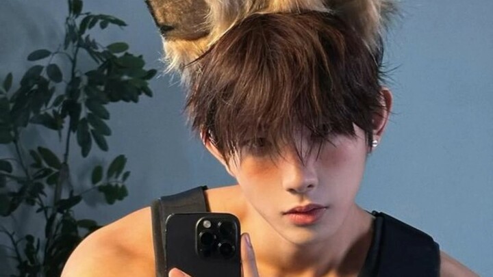 My little sister ignores me when she’s gaming, but as soon as I change her skin, she乖乖听话 #DobermanPe