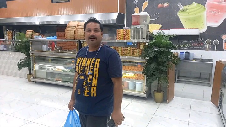 bili tau ng makakain sa YEMEN restaurant.