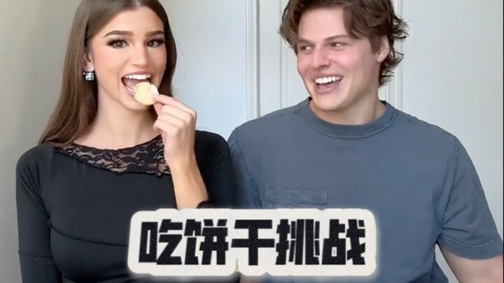 Nuôi con còn thua nuôi mèo 😏