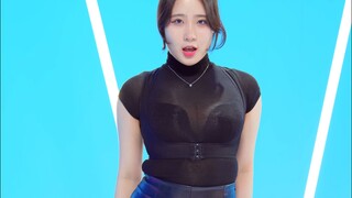 郑仁  HOT PINK  220317