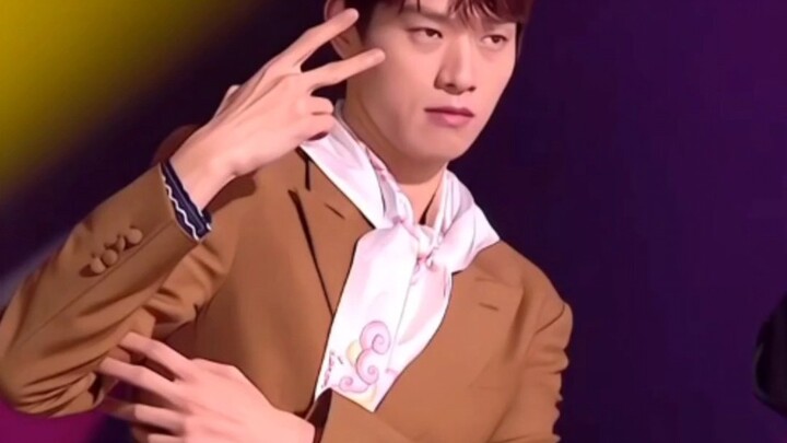 President Xun who danced to YES! OK!