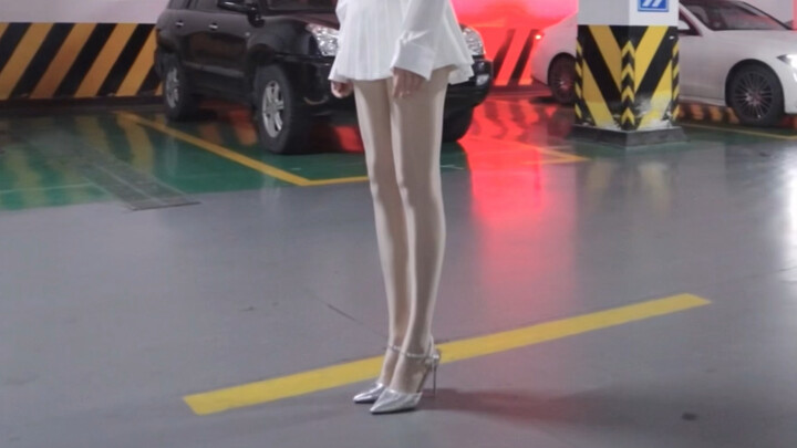 任何地点都可以是秀场？老实交代，国庆去哪里浪了？