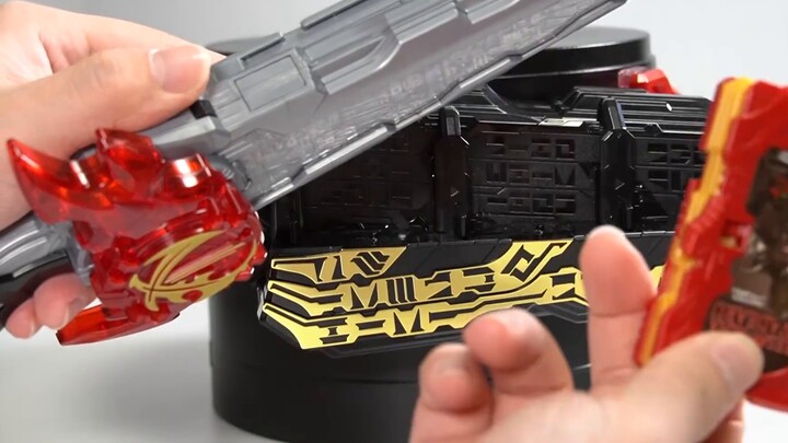 [Departemen Mainan Model dan Serba-serbi] Sang Ksatria Legenda datang sedikit lebih awal! Ulasan Buk