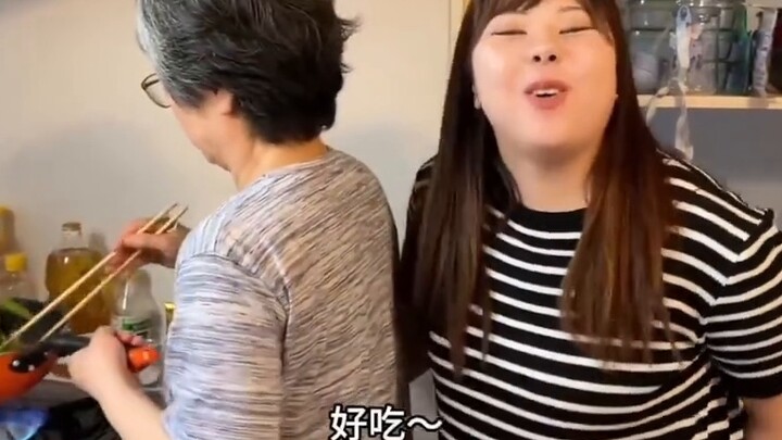 [Niar]Bánh xèo Sơn Đông khiến gái Nhật sốc