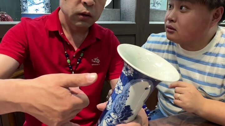 Lý Bảo dũng cảm dấn thân vào giới đồ cổ