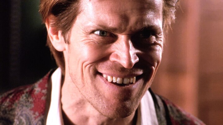 The director forcibly arranged a body double for the male lead.