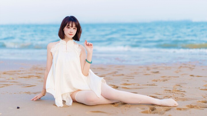 她像...纯白小美人鱼！咦，鱼都没有jio脖子吗？四时雨舞蹈翻跳~