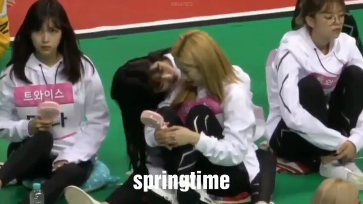 【مينا نام جو من TWICE】مينا التي أزعجتها TWICE!