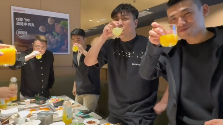 เป่าเกอเพิ่มสเตตัสต่างหูสำเร็จไป 19 หน! ฝนเม็ดใหญ่ พี่ซาจื่อ และผองเพื่อนนัดรวมพลที่เหาตี้เล่าตอนตีส