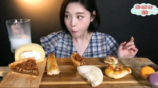 Marcaron 5 vị, bánh tart hạnh nhân, bánh bông lan cuộn kem 7 #amthuc