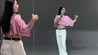 Hướng dẫn chi tiết về cú nhảy cover Hot Summer
