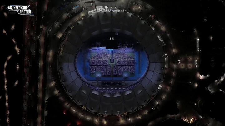 Run Jin encor consert day 1