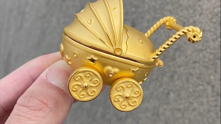 All the good stuff for the kids goes to their mom.