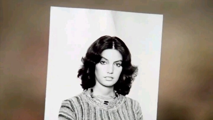 A woman dreamed her husband had committed murder; when she tore open the wall of her home, she reall