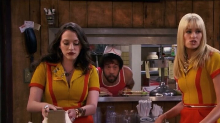 [2 Broke Girls] Oleg mendengar kata-kata kotor dan langsung online dalam hitungan detik