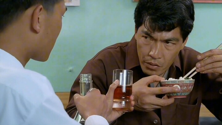 Untuk satu-satunya kali Big Sha berperan sebagai orang baik, dia justru menggambarkan hubungan ayah-