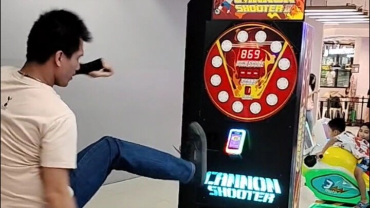 ผ่อนคลาย ยืดแข้งยืดขาหน่อย วันที่16 พฤศจิกายน 2568 #ตู้เกมส์เตะฟุตบอลวัดพลัง #ตู้วัดพลัง