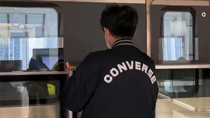 Sinh viên tốt nghiệp học trực tuyến đã ra ngoài thực tập rồi~