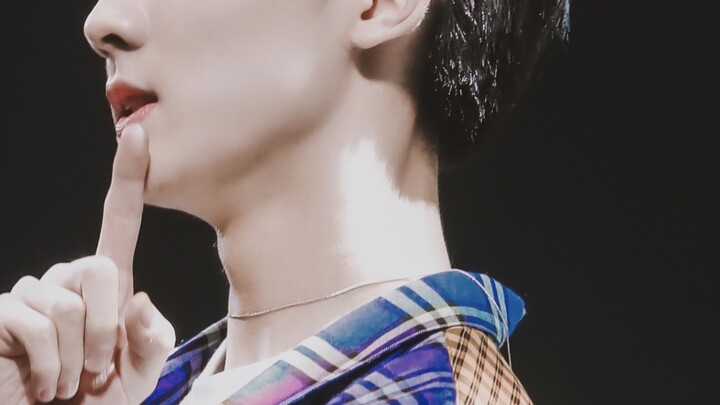 【Khoảnh Khắc Độc Đáo Qishi】[Trạm Biến Hình Bão Táp] "Vỗ Tay" Ma Jiaqi Lấy Nét Bằng Camera Kép