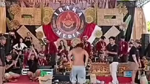 bukak Sitik josss