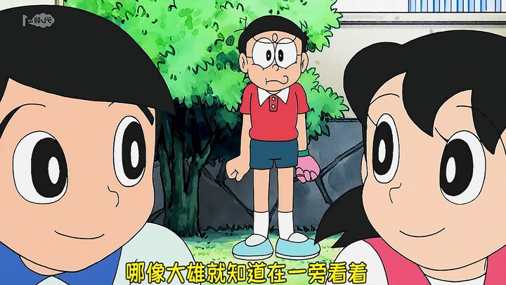 Nobita uses a rice-cake stick to grab things from the TV—how did Big G somehow end up inside the scr