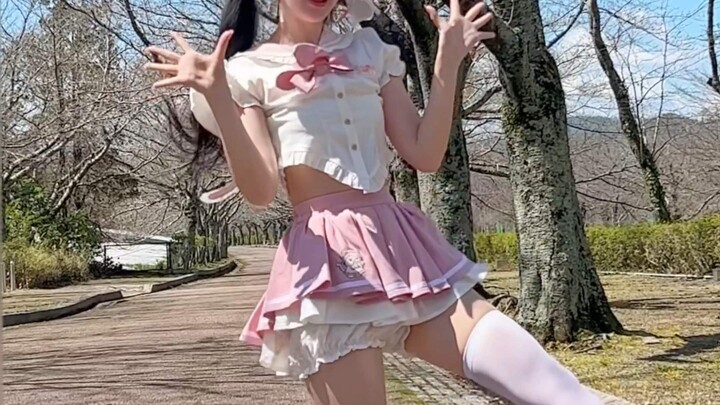 Menari RPG di bawah pohon sakura yang gundul!