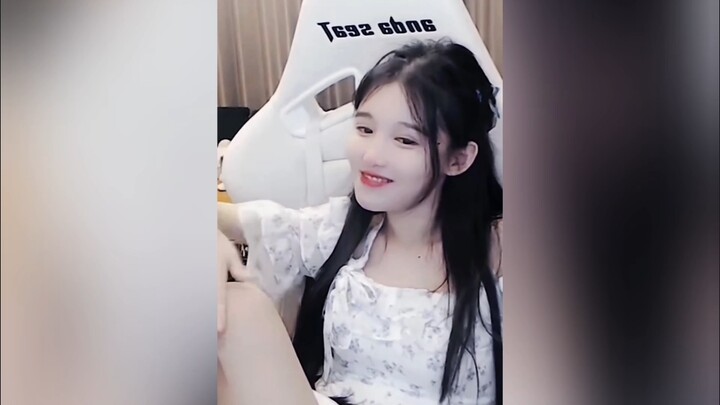 Khoảnh khắc tràn đầy năng lượng của Pudding