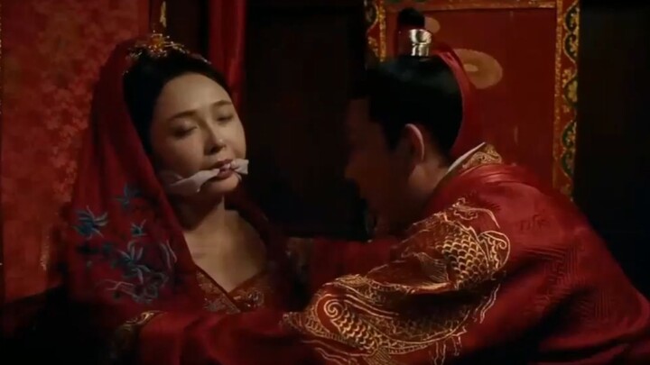 [Movie] Groom Rushing Into Palanqui To  Indecently Assault Bride