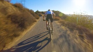 “Menahan warna-warni liarmu, dan belajar menjalani kehidupan yang sederhana dan teratur”