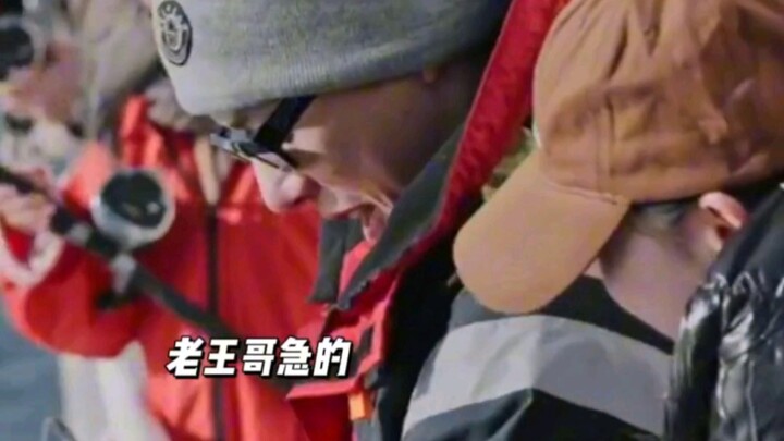 Dilraba Dilmurat’s First Big Catch—Is This What Fishing Is All About?