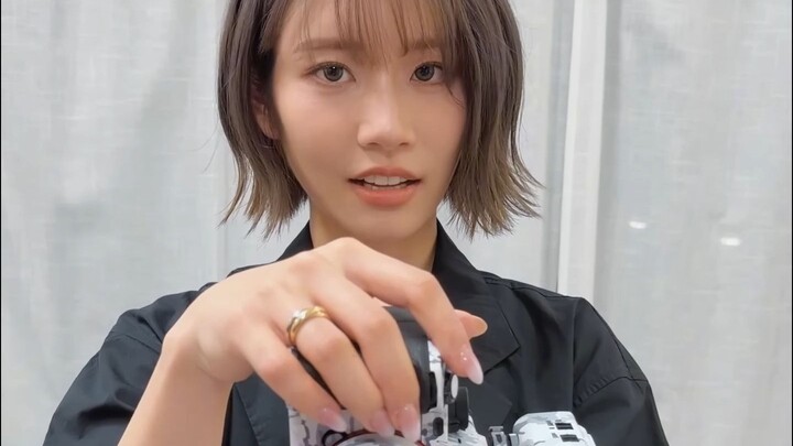 It’s always others filming me—today, I’m the one behind the camera: Cai Jia