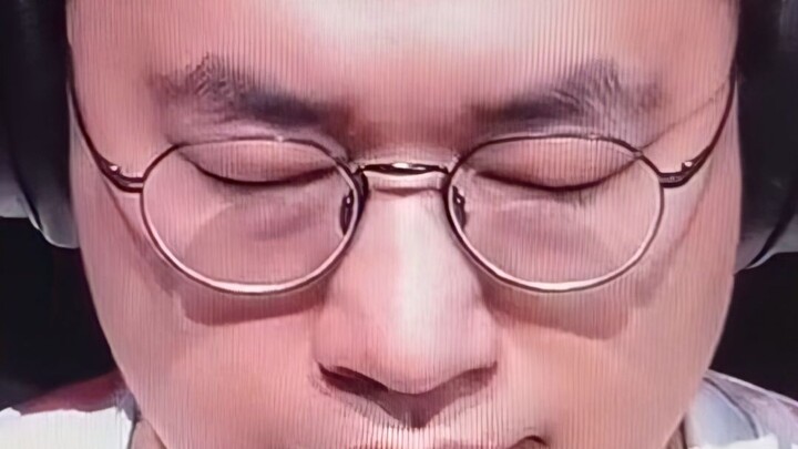 💩Hati yang tenang seperti air diam, jadilah air, temanku!💩