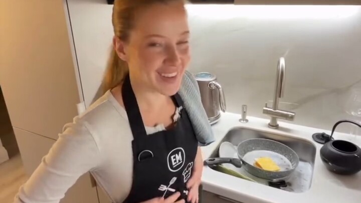 Hadiah ini bukan hadiah yang itu...