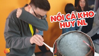 CỰC HOT!!! BÓC PHỐT NỒI CÁ KHO CỦA SẾP HUY NL