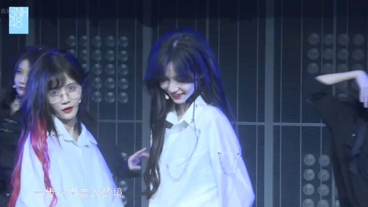 【Trương Nhuận, Lư Tĩnh】Cửa cửa mở rồi! Nhuận Nhuận cười thật ngọt ngào và vui vẻ quá! Cửa W thật hợp