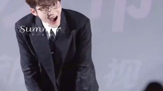 这段舞原版竟然是这样的，怪不得檀老师吓得后退半步哈哈，现改舞蹈还那么好看檀老师真的厉害