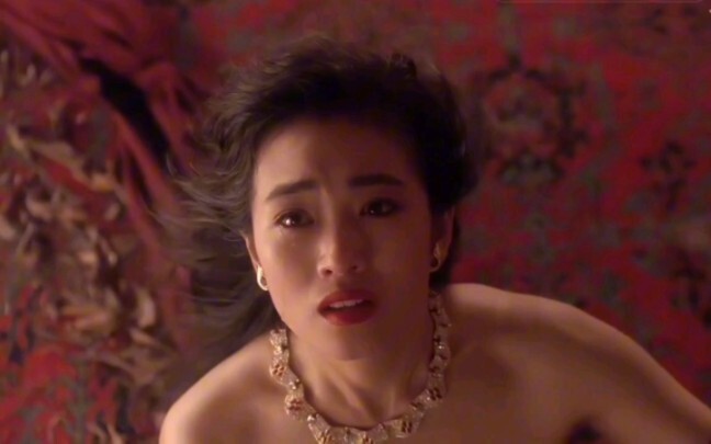 [Gong Li] This scene is truly breathtaking...