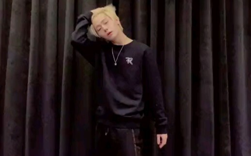 [Lữ Hoán Hùng] Bản cover 'AYA' (MAMAMOO) bởi ONEUS Lữ Hoán Hùng