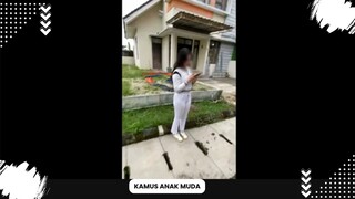 suruh siapa sombong !!