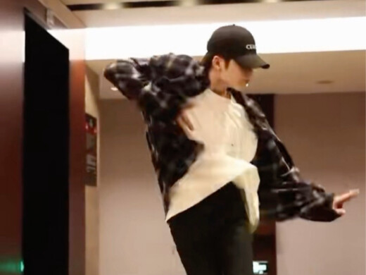 唐奇博士闲下来的时候，偶尔也会“檀跳一下”