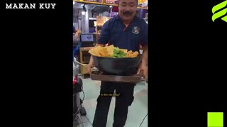 10KG CURRY NOODLE CHALLENGE! #foodchallenge