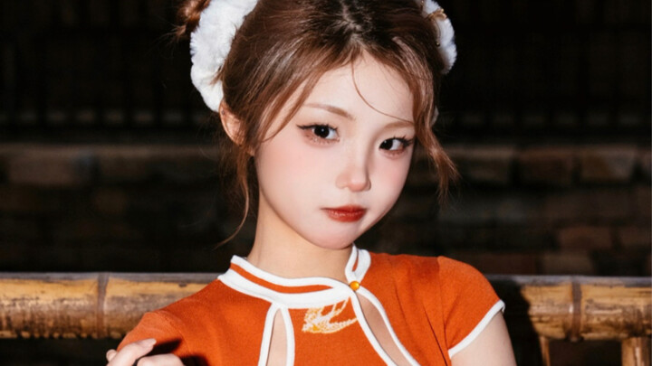 Kelihatannya agak berotot/berkuasa.